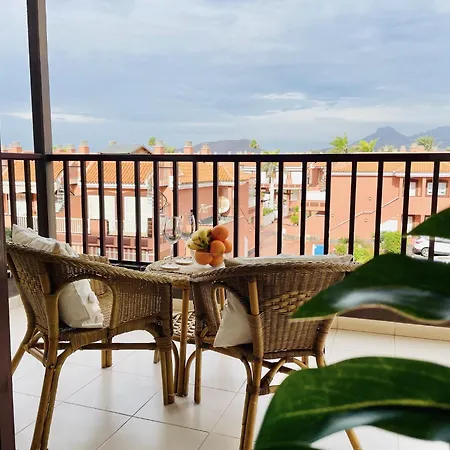 Con Piscina Junto Al Mar Apartamento *